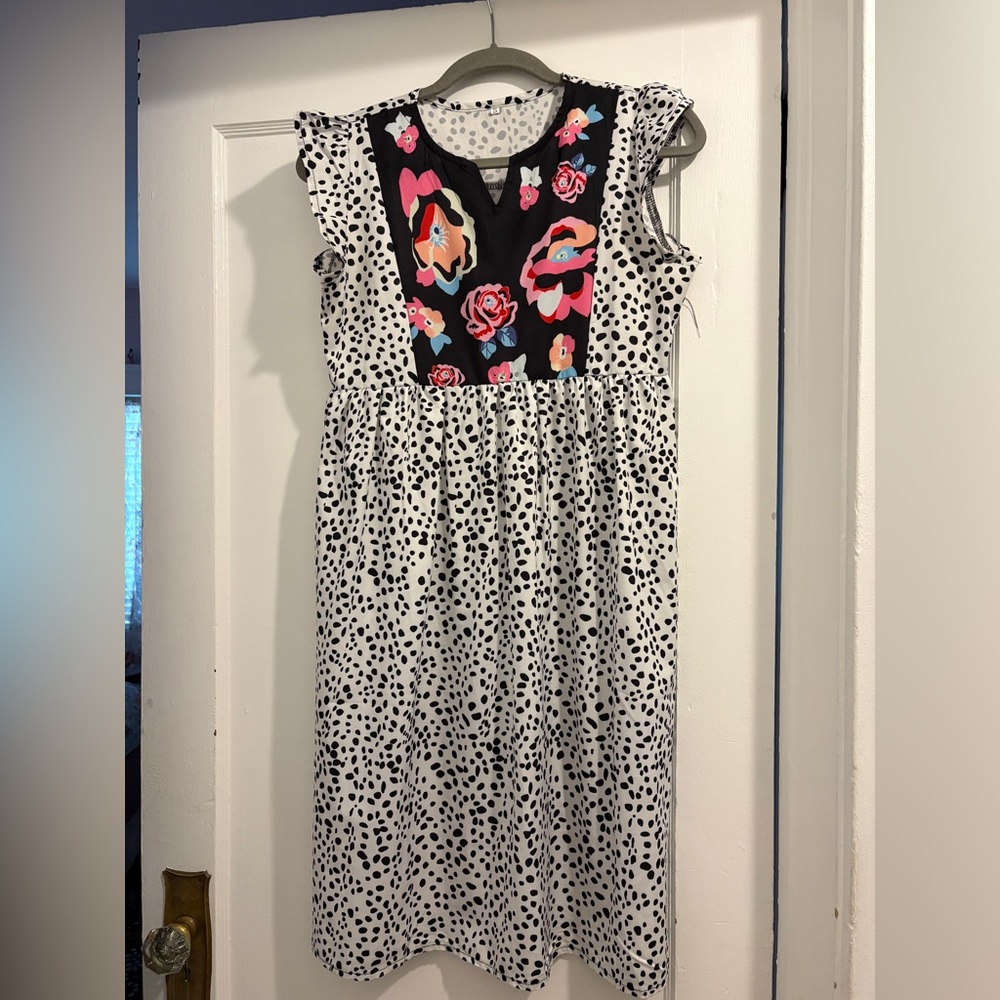 Black and white Patterned dress